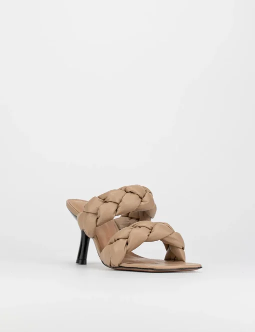 Ciabatta da passeggio tacco 5 cm beige pelle