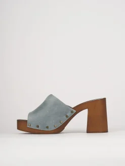 Ciabatta zoccolo da passeggio tacco 7 cm azzurro pelle