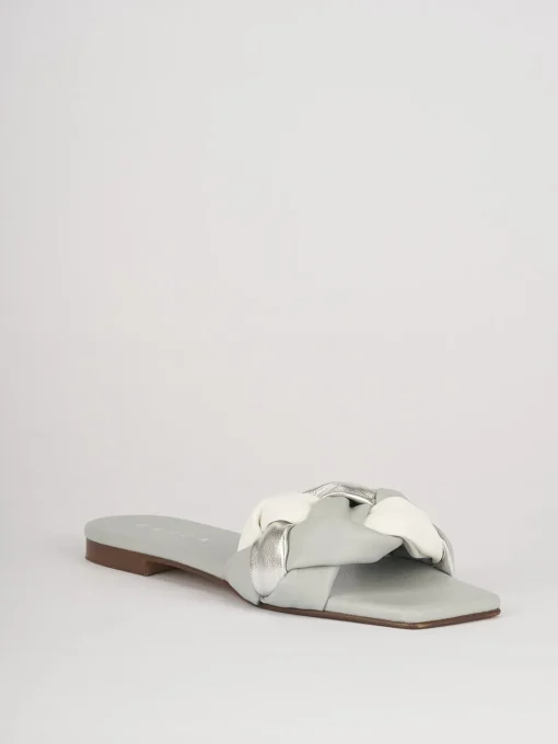 Ciabatte tacco 1cm pelle azzurro