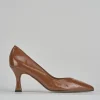 Décolleté e slingback tacco 7cm vernice marrone