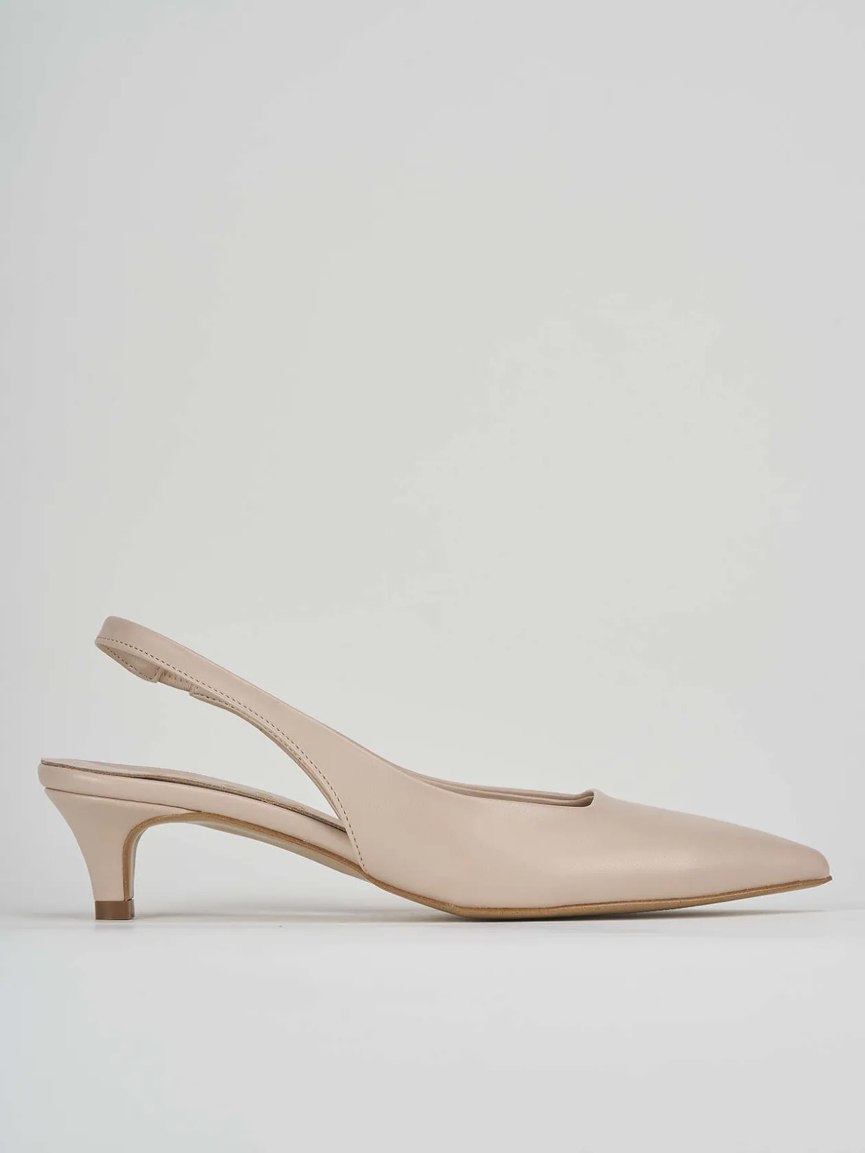 Décolleté e slingback tacco 3cm pelle beige