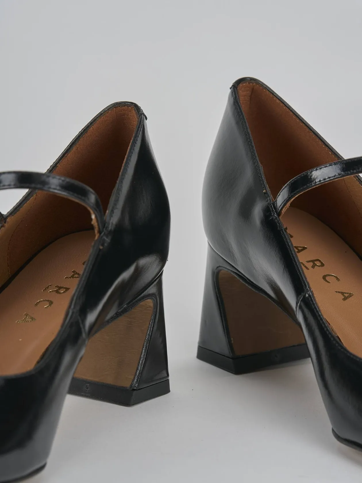 Décolleté e slingback tacco 5cm pelle nero