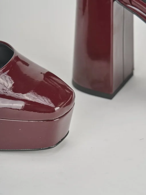 Décolleté e slingback tacco 10cm pelle bordo'