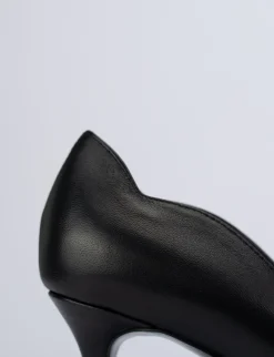 Decolte tacco 9 cm nero pelle