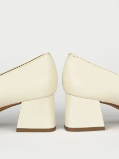 Mocassini tacco 5cm pelle beige