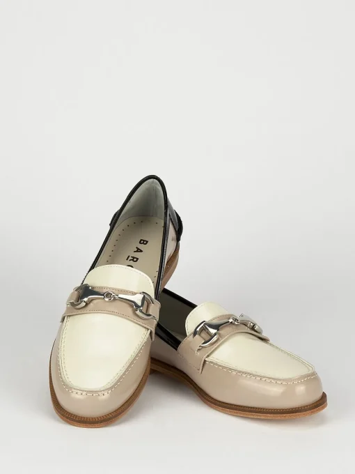 Mocassini tacco 2cm pelle beige