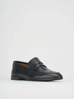 Mocassino nero pelle