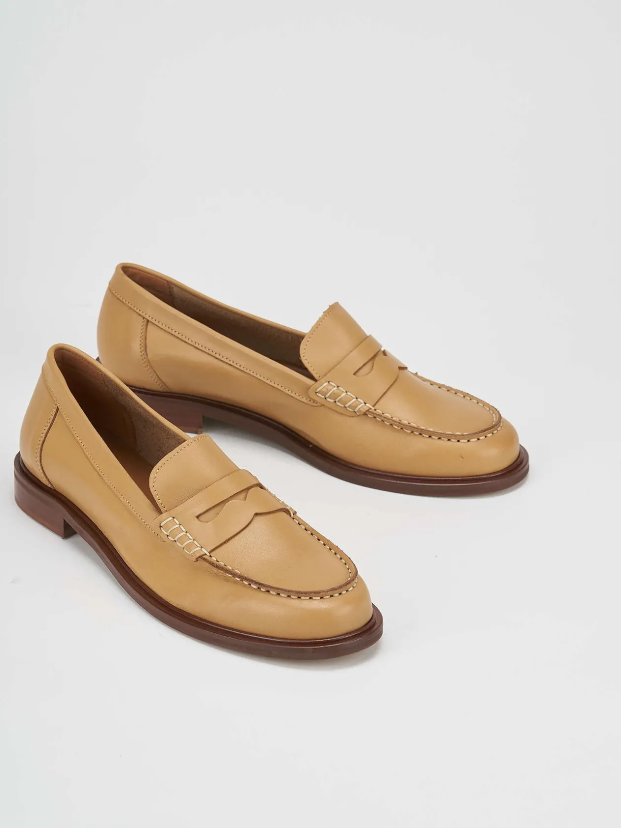 Mocassino tacco 1 cm marrone pelle