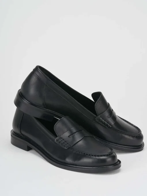 Mocassino tacco 1 cm nero pelle