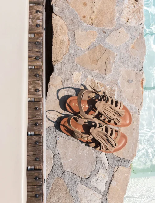 Sandalo tacco 1 cm beige camoscio