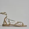 Sandalo tacco 1 cm oro pelle