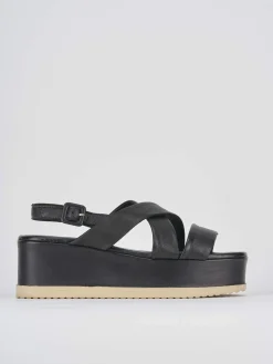 Sandalo zeppa 5 cm nero pelle