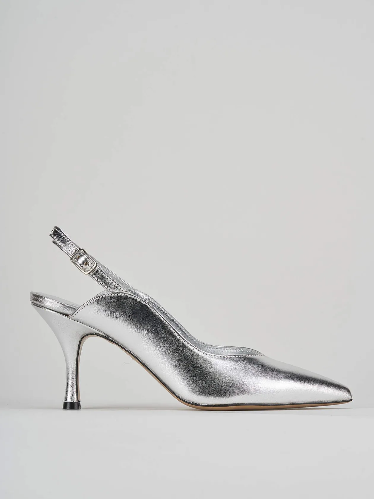 Slingback decoltè tacco 7 cm argento laminato
