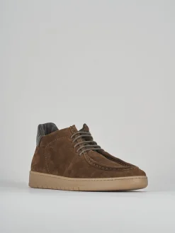 Sneakers camoscio marrone