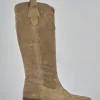 Stivale tacco 3 cm marrone camoscio