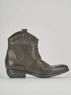 Stivale tronchetto tacco 3 cm verde pelle