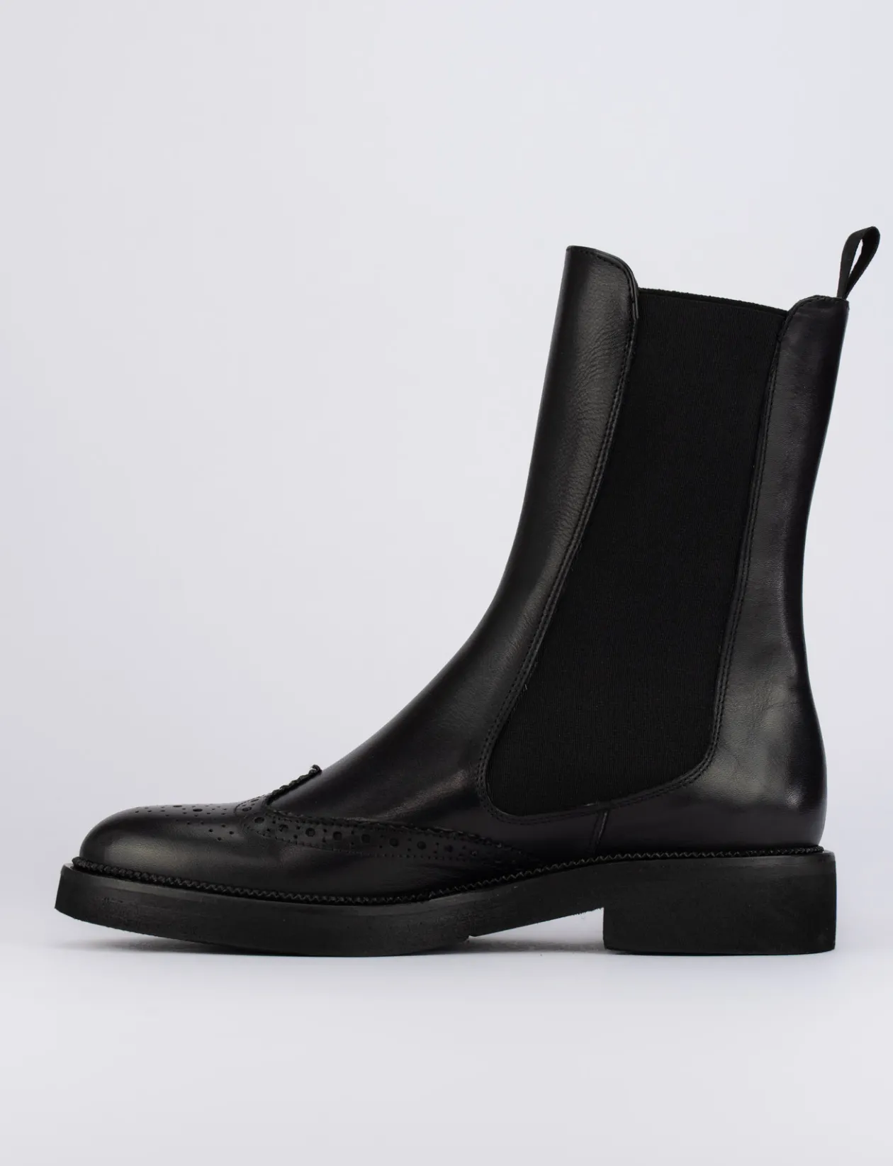 Stivale tronchetto tacco 2 cm nero pelle