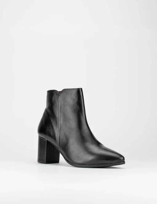 Stivale tronchetto tacco 5 cm nero