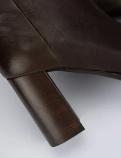 Stivale tronchetto tacco 9 cm testa pelle