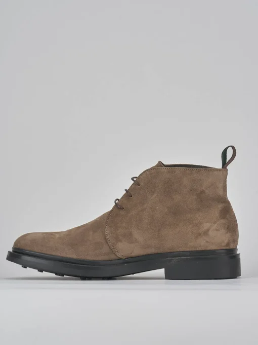 Stivaletti camoscio beige