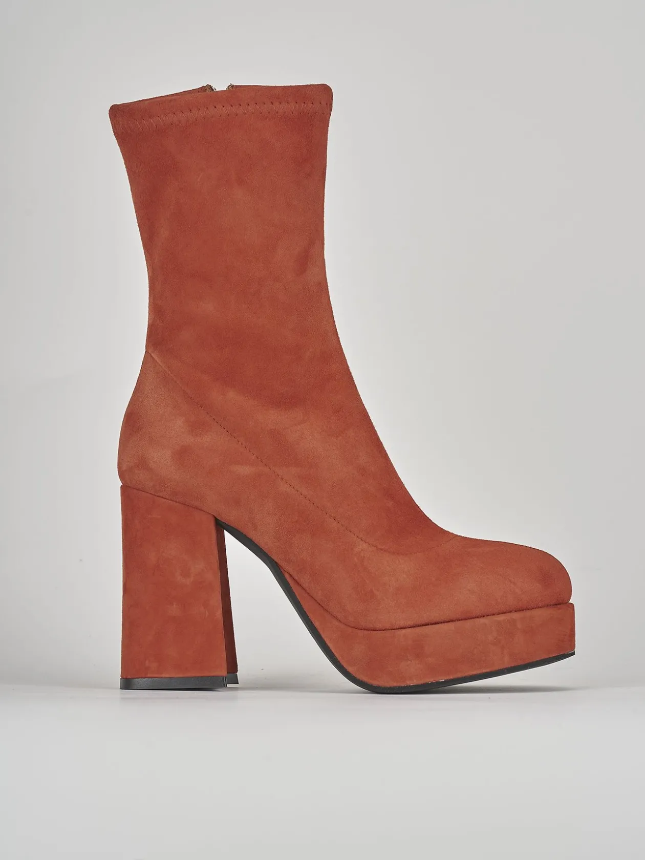 Stivaletti tacco 8cm camoscio arancio