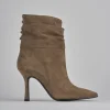 Stivaletti tacco 9cm camoscio beige