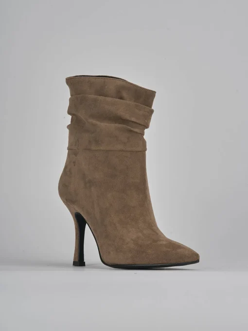 Stivaletti tacco 9cm camoscio beige