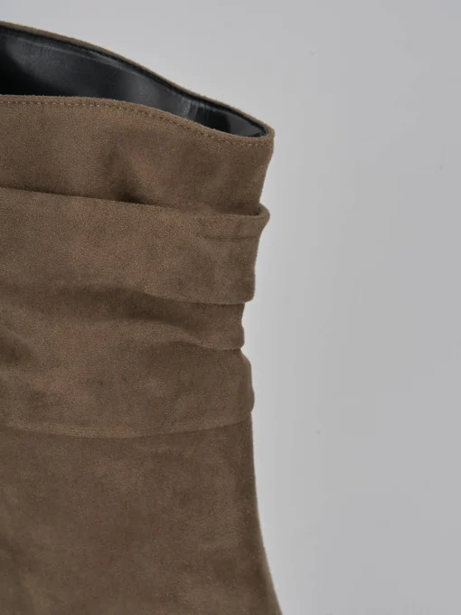 Stivaletti tacco 9cm camoscio beige