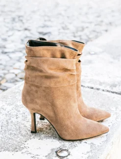 Stivaletti tacco 9cm camoscio beige