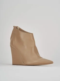 Stivaletti tacco 9cm pelle beige