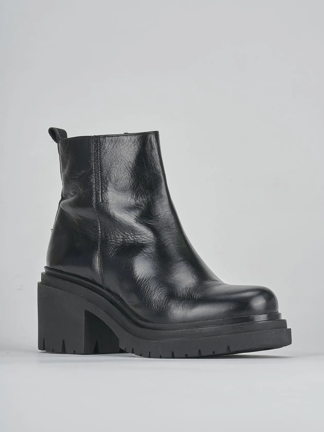 Stivaletti tacco 5cm pelle nero