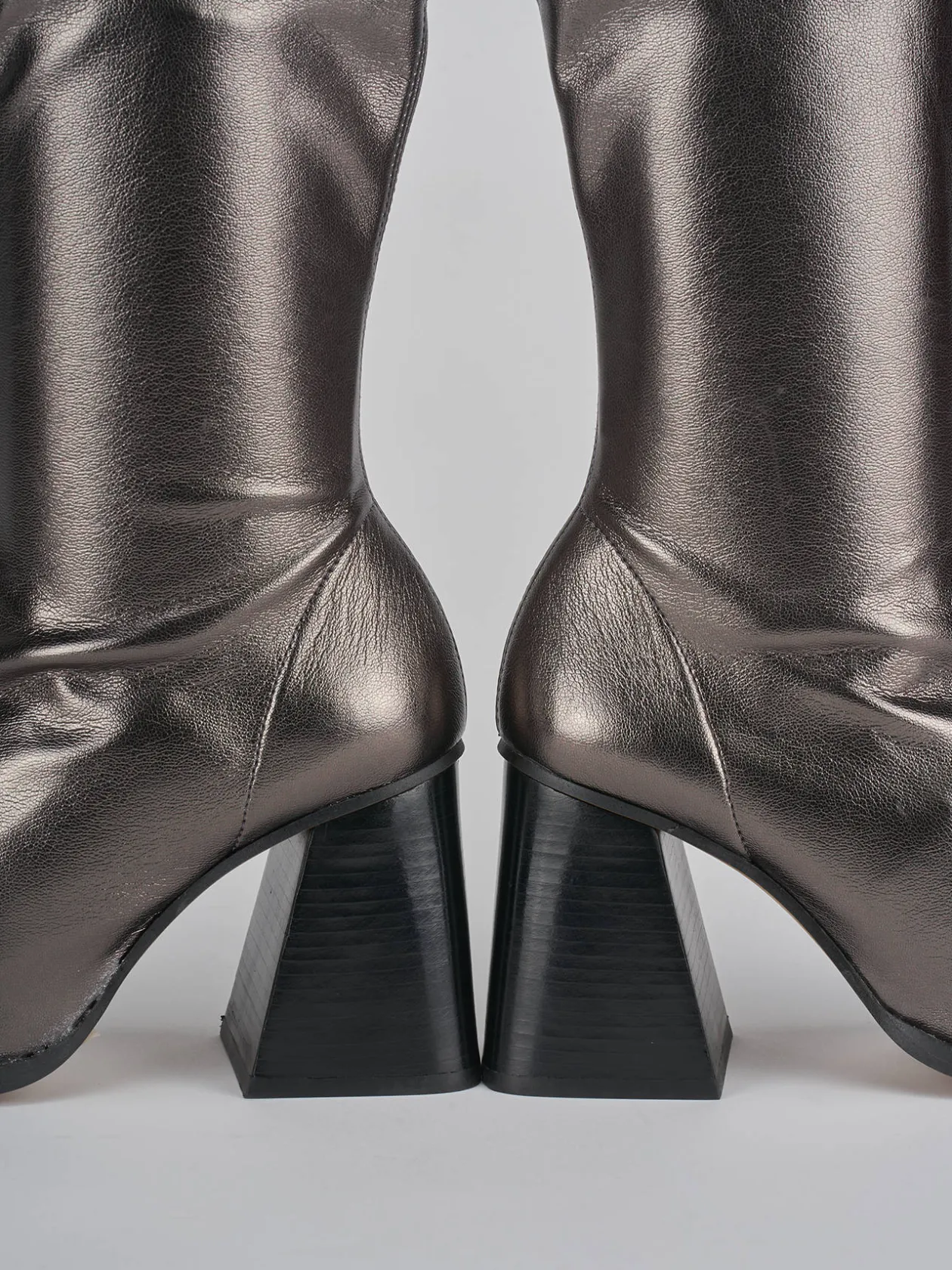 Stivaletti tacco 7cm pelle argento