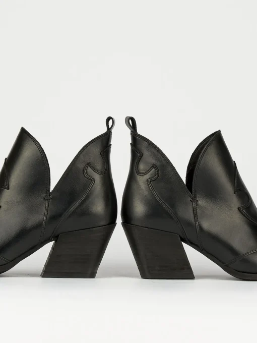 Stivaletti tacco 6cm pelle nero