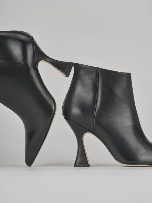 Stivaletti tacco 9cm pelle nero