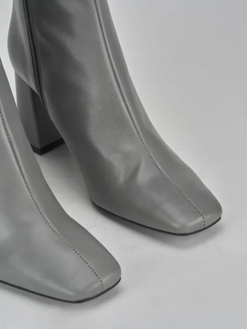 Stivaletti tacco 7cm pelle grigio