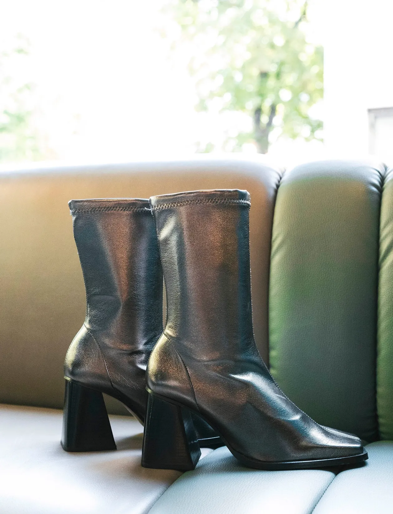 Stivaletti tacco 7cm pelle argento