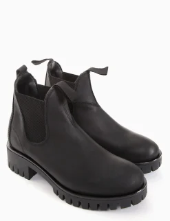 Stivaletto con fondo gomma flessibile e soletto in vera pelle nero