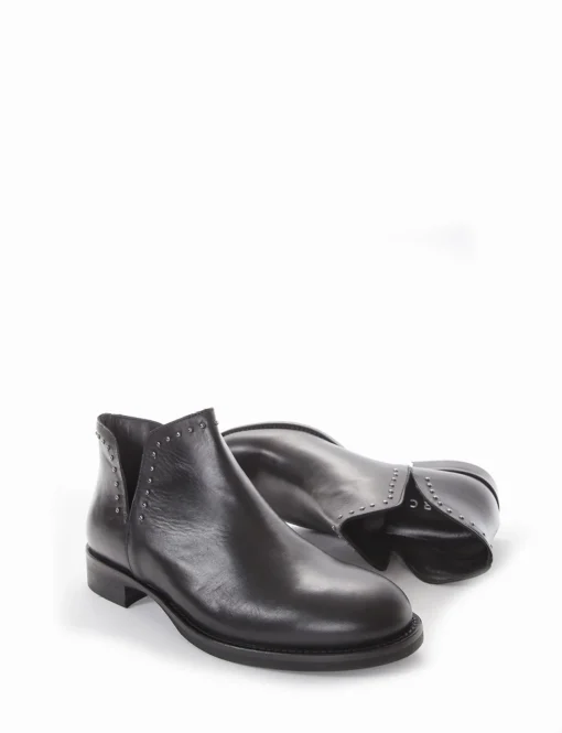 Stivaletto tacco 2 cm nero