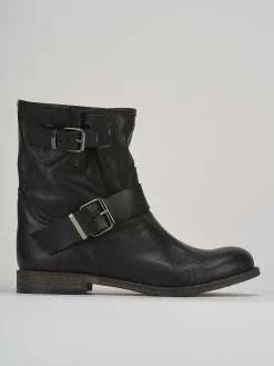 Stivaletto tacco 2 cm nero pelle