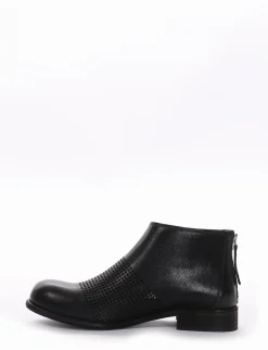 Stivaletto tacco 2 cm nero