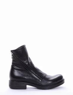 stivaletto tacco 2 cm nero