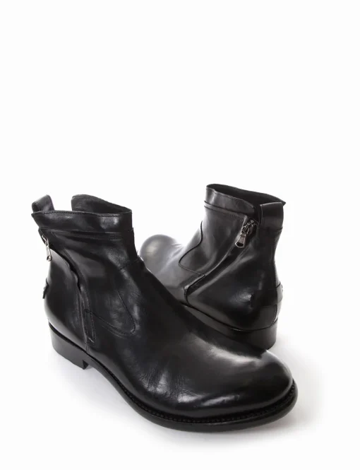 stivaletto tacco 2 cm nero