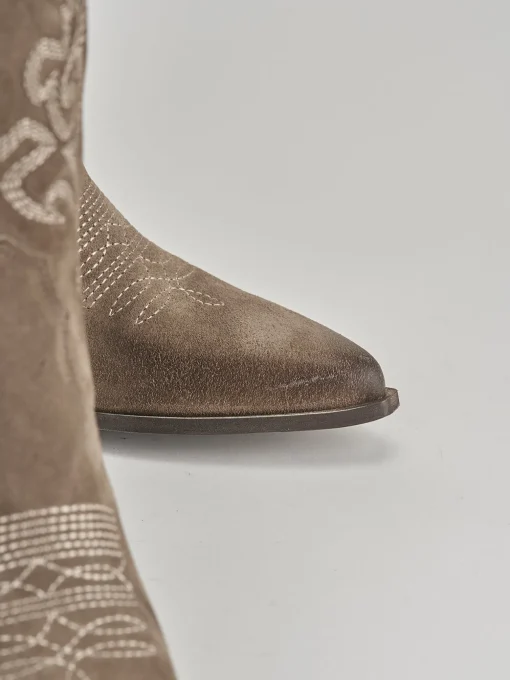 Stivali tacco 8cm camoscio beige