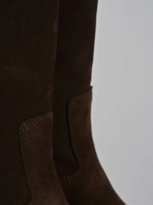 Stivali tacco 2cm camoscio testa