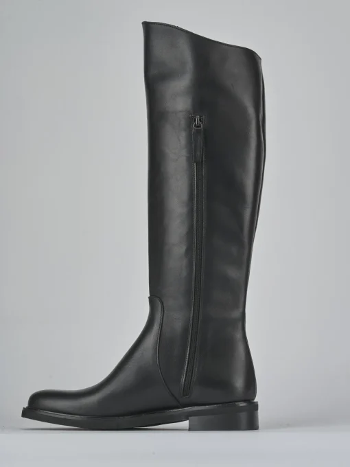 Stivali tacco 2cm pelle nero