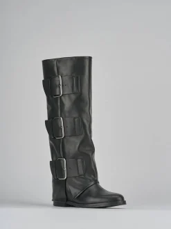 Stivali tacco 2cm pelle nero