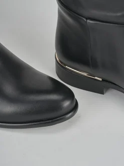 Stivali tacco 2cm pelle nero