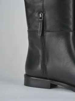 Stivali tacco 2cm pelle nero