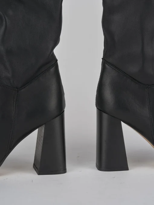 Stivali tacco 9cm pelle nero