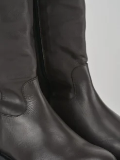 Stivali tacco 2cm pelle testa